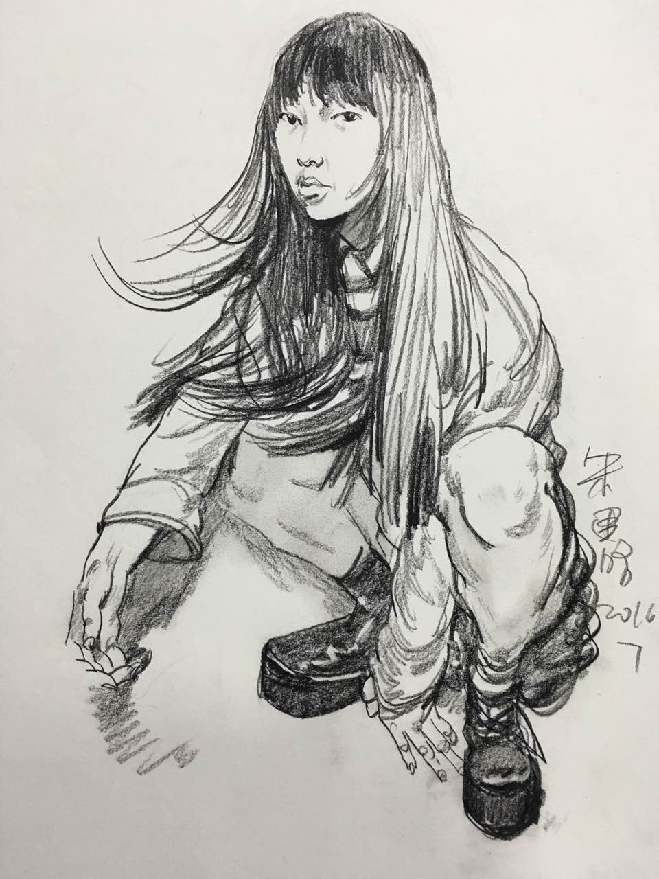 人物速寫女孩蹲坐范畫賞析