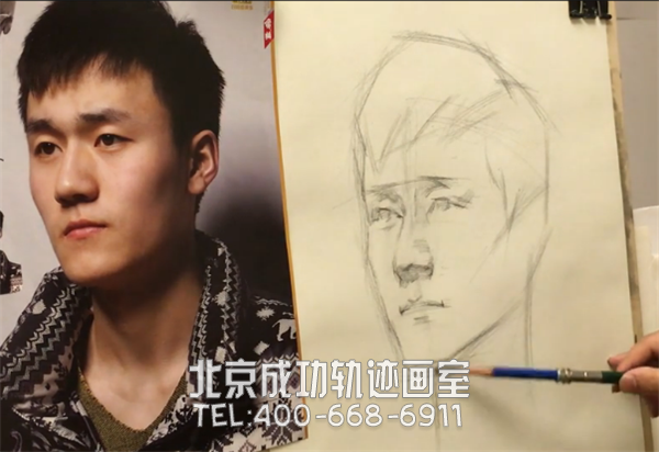 素描男青年頭像解構