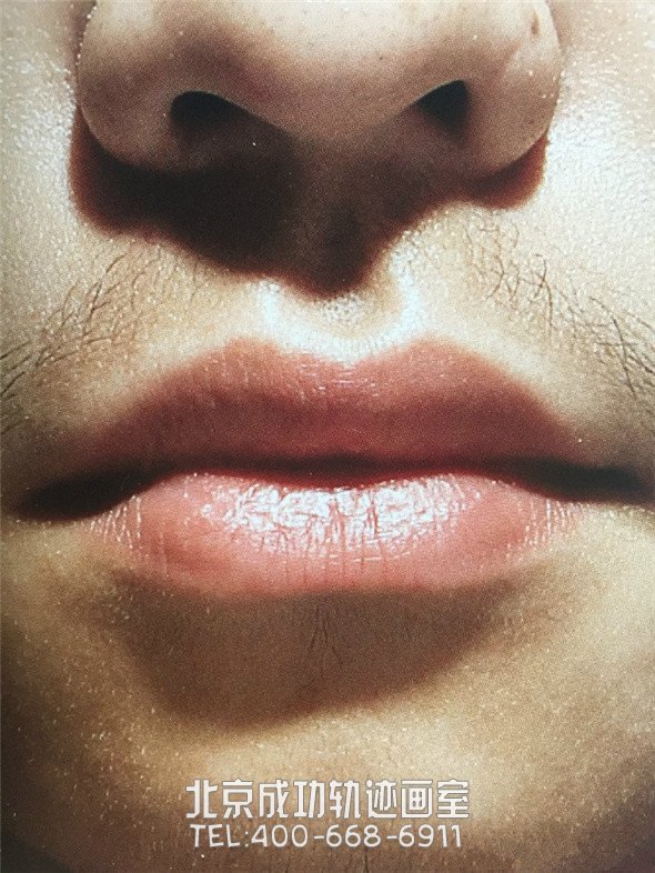 素描入門:眼睛鼻子嘴巴的素描精講解析教程