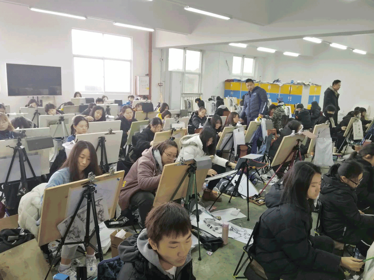 北京成功軌跡畫室課堂點(diǎn)評(píng)畫作